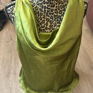 Women’s green top metro style size 16 satin feel